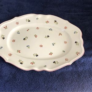 Villeroy & Boch Petite Fleur Small Oval Serving Platter 11 1/2” x 8 1/2”